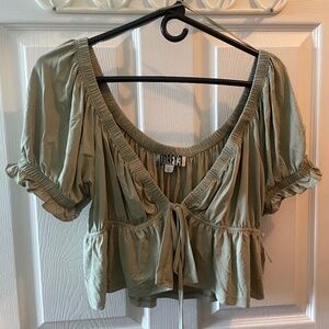 Cute ruffle top